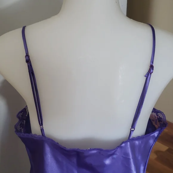 HOST PICK. NWOT Vintage Petra Fashions Nighty - Picture 3 of 4